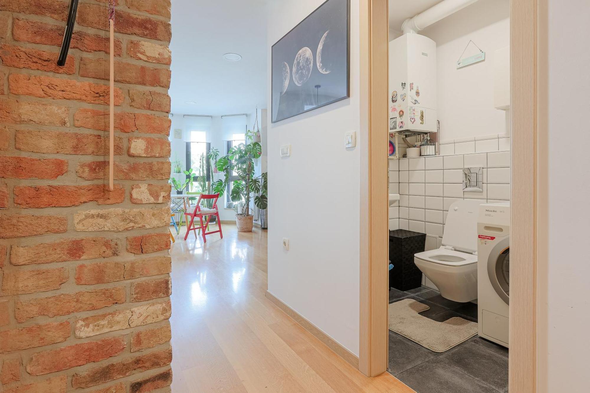Indigo Apartment *